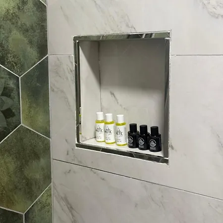 Neo Hotel