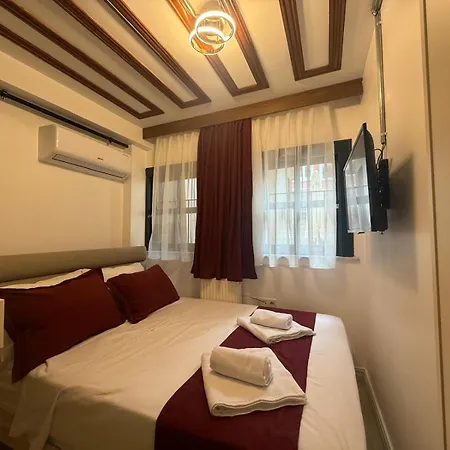 Neo Hotel *