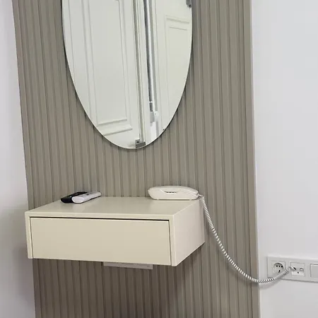 Neo Hotel